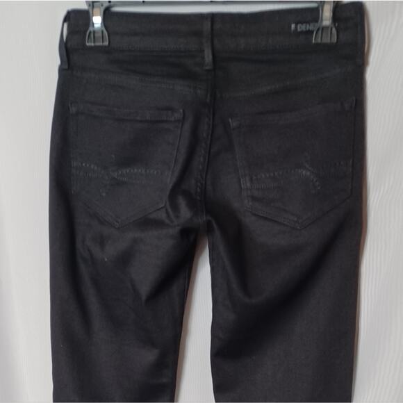 DENIZEN from LEVI'S Black Low-Rise Jegging for Women. 27 - Picture 9 of 11